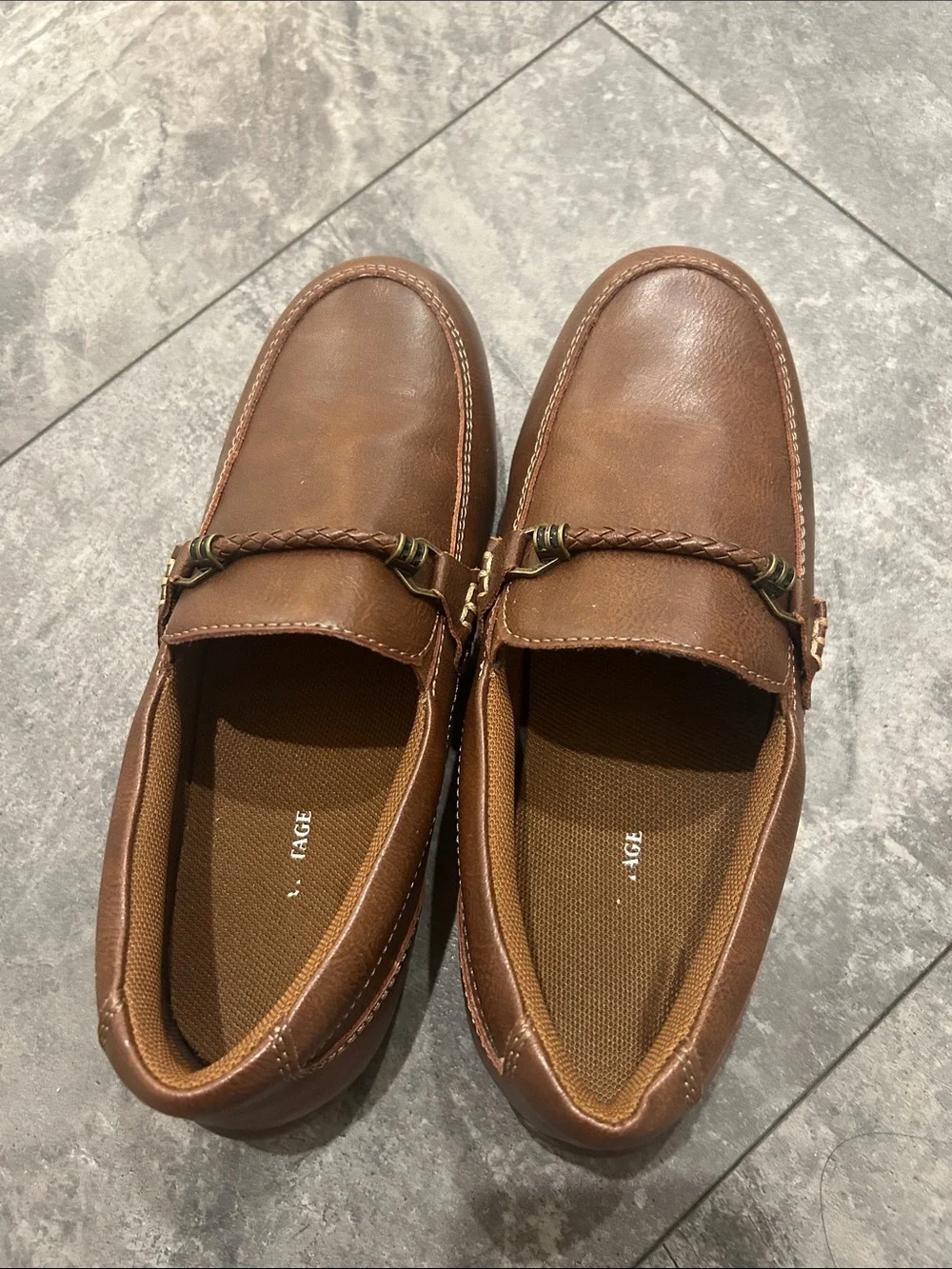 Crown Vintage Boys Brown Leather Slip-On Loafers Size 4